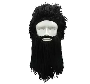 Зимова шапка вікінга з дредами і середньої довжини бородою RESTEQ Чорна