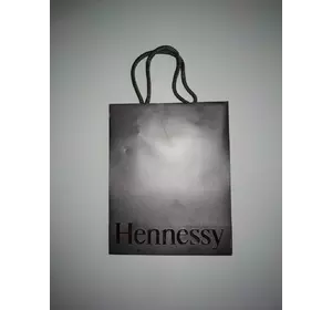 Нові паперові пакети подарункові Hennessy 20*16см